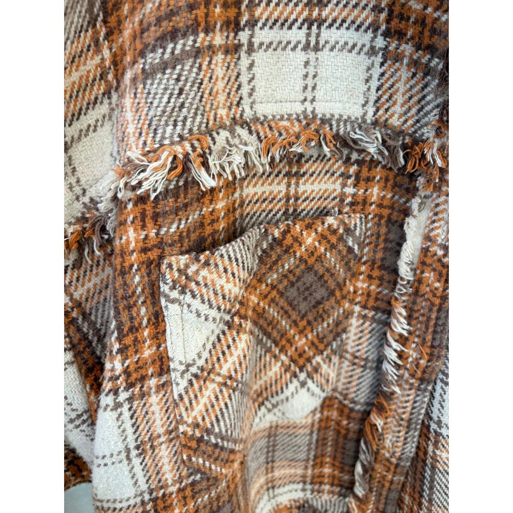 Oli & Hali Plaid Shacket Fringe Raw Hem Oversized Jacket Size Small - Picture 5 of 8